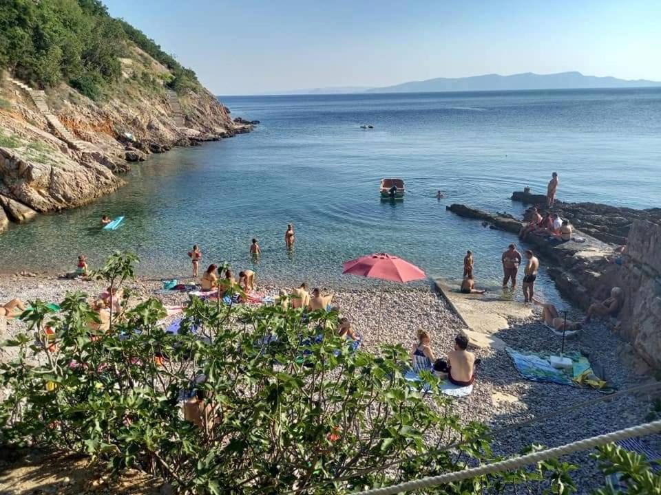 Apartment Ana Senj  Luaran gambar