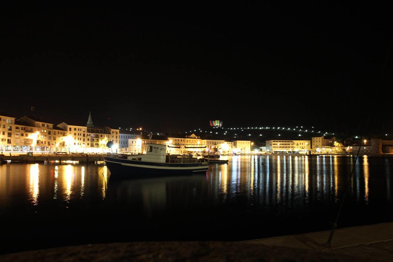 Apartment Ana Senj  Luaran gambar